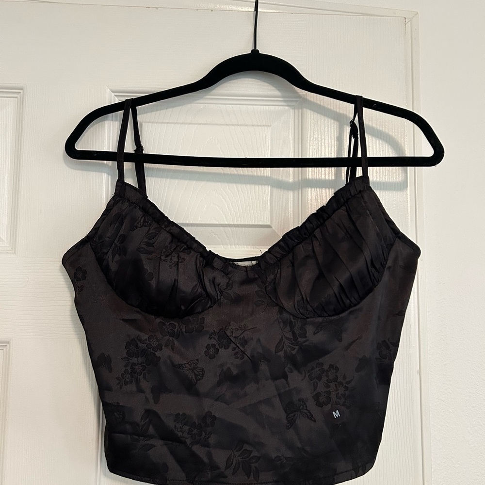 PacSun L.A. Hearts Black Satin Cropped Floral Blouse